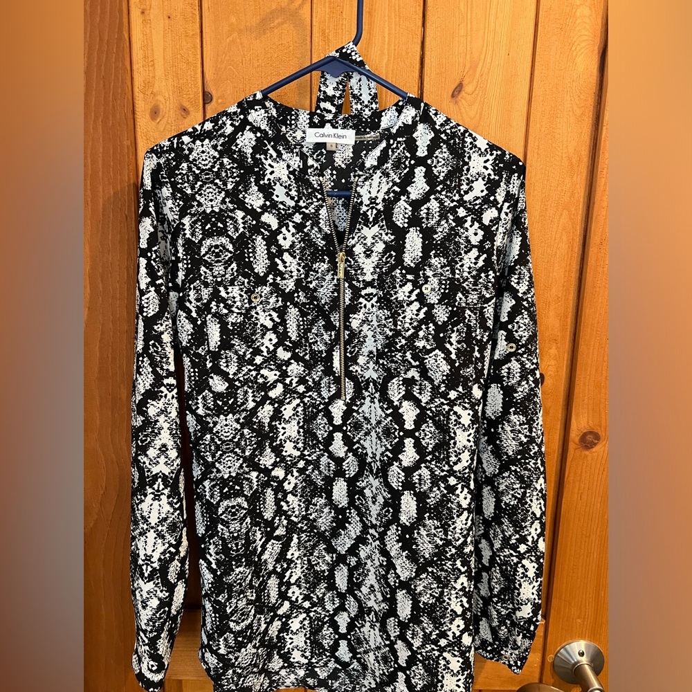 Calvin Klein dress shirt. Size S